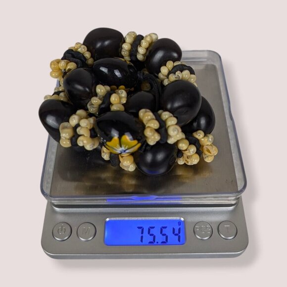 Vintage Kukui Nut & Yellow Shell Necklace - Picture 5 of 5